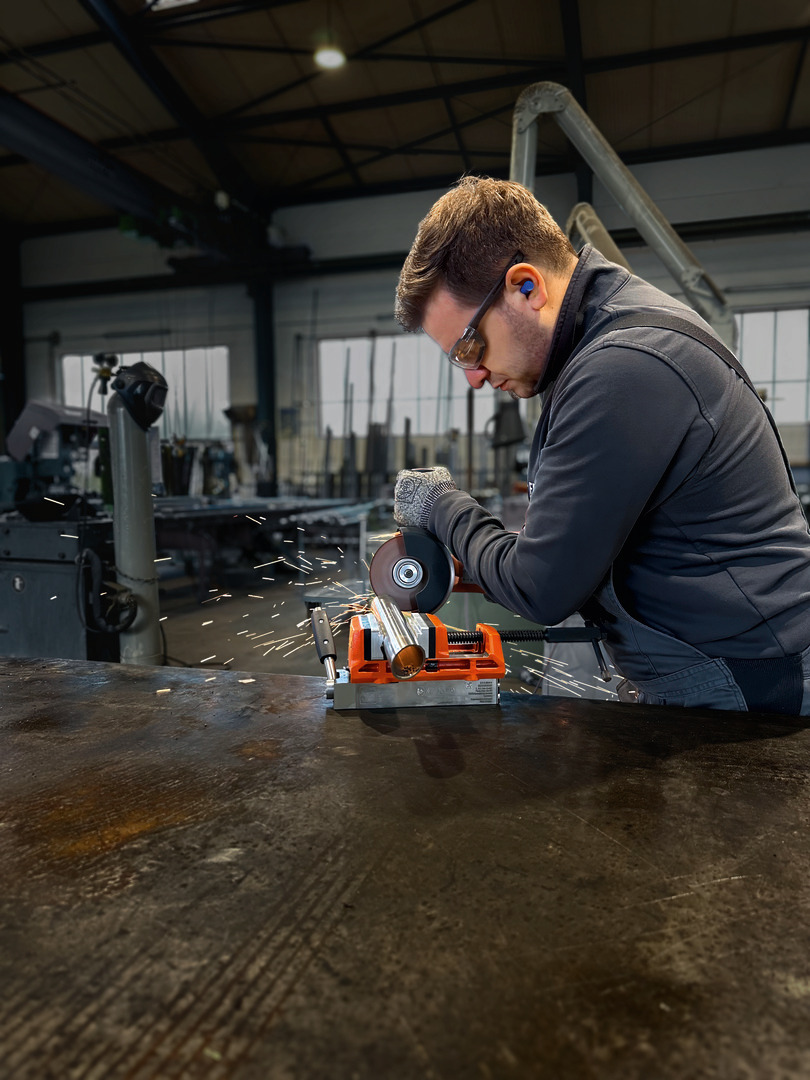 Anwendungsbild, Fabrik, Erwachsener, Männlich, Mann, Person