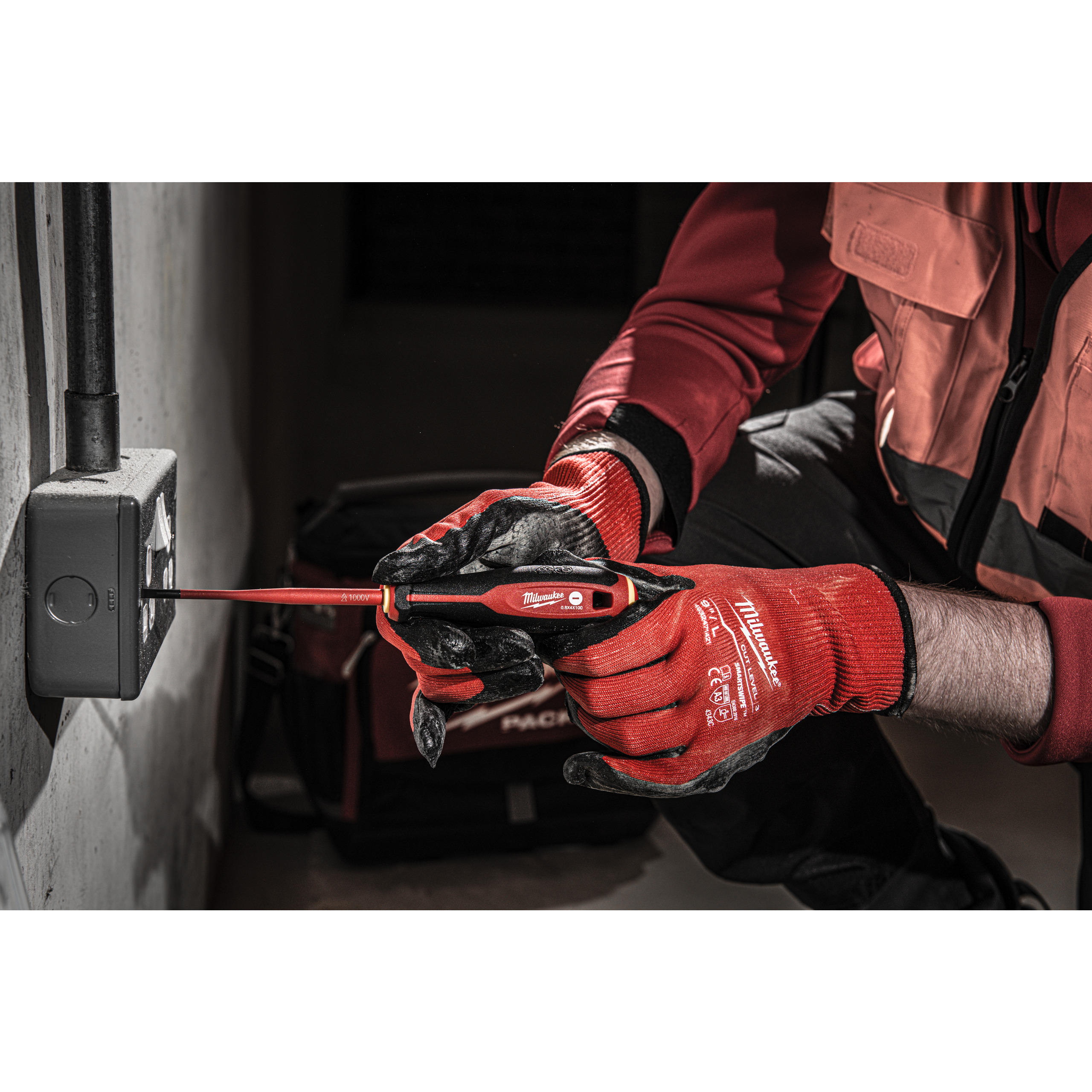 Milwaukee Schraubendreher VDE SL 0,8 x 4 100 mm Tri-Lobe Schrauberdreher, geprüft