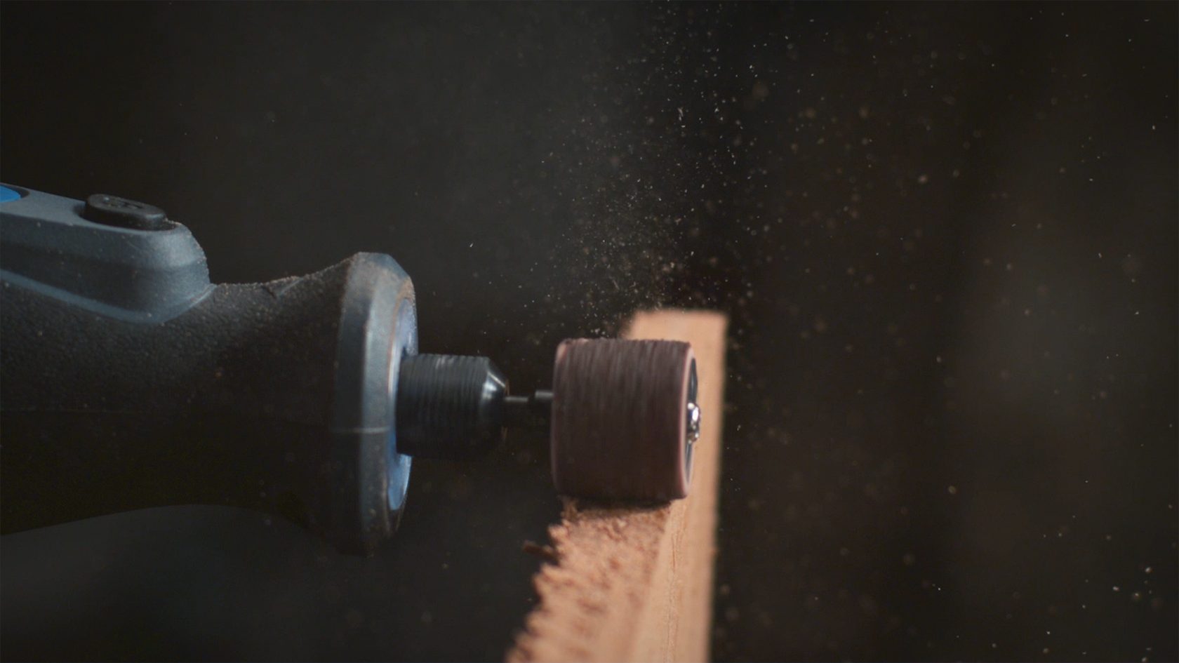 Produktbild, Dremel, Schleifer, Bohrer, Holzplatte, Schleifkugel