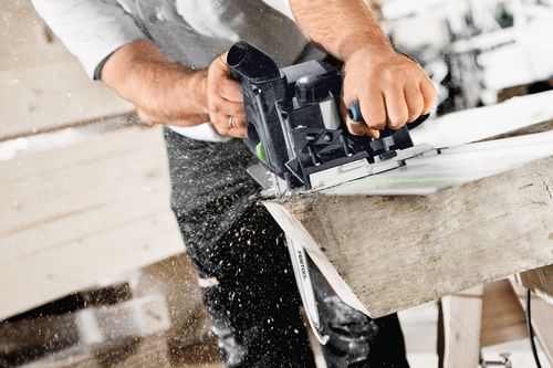 Anwendungsbild Schwertsäge UNIVERS SSU 200 EB-Plus-FS