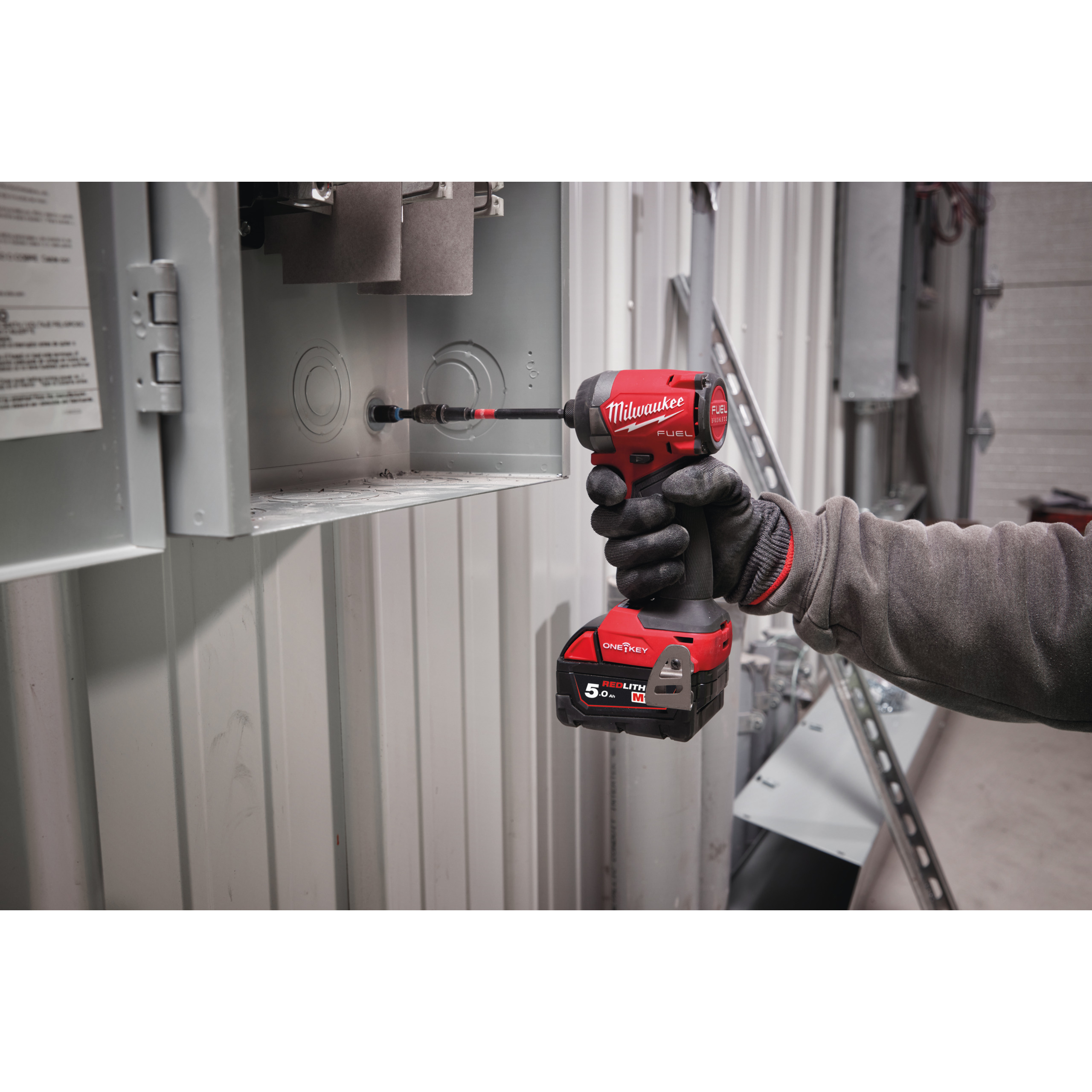 Milwaukee Akku-Schlagschrauber M18 FUEL ONE-KEY 1/4˝ M18ONEID3-502X