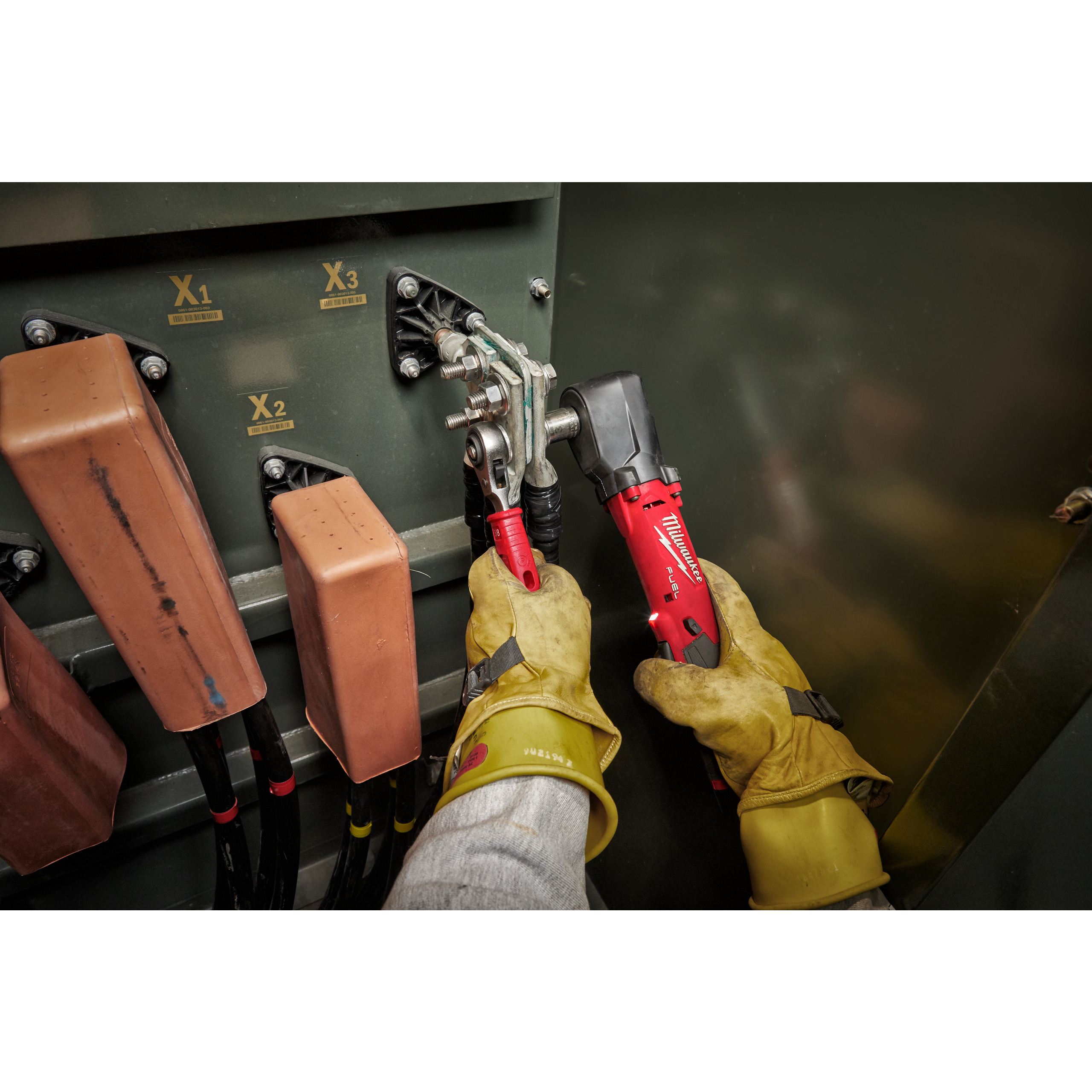 Milwaukee Akku-Schlagschrauber M12 FUEL 3/8"-Akku-Rechtwinkliger Schlagschrauber M12FRAIWF38-0