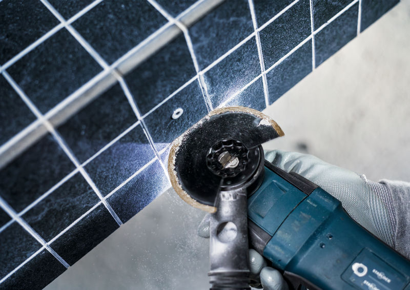 Anwendungsbild, Solarmodul, Solarpanel, Winkelschleifer, Schleifer, Kreisschnitt