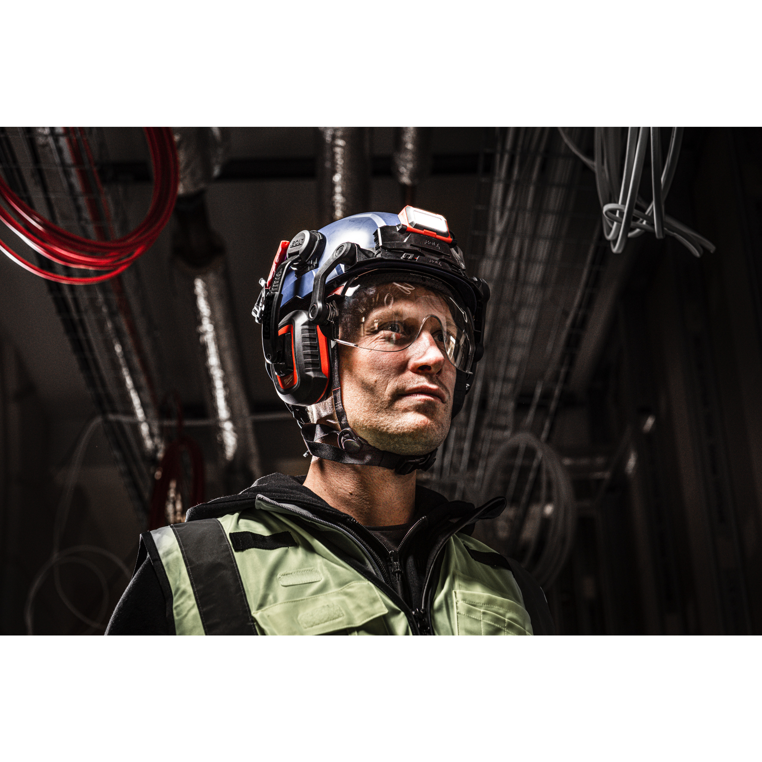 Milwaukee Industriekletterhelm blau, belüftet BOLT 200