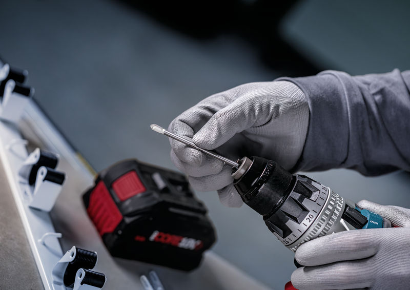 Detailbild, Schraubendreher, Bohrmaschine, Gliedernut, Arbeitshandschuhe, Werkzeugset
