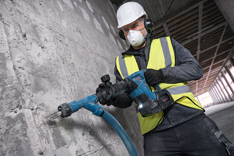 Person, Arbeiter, Kleidung, Handschuh, Elektrische Bohrmaschine