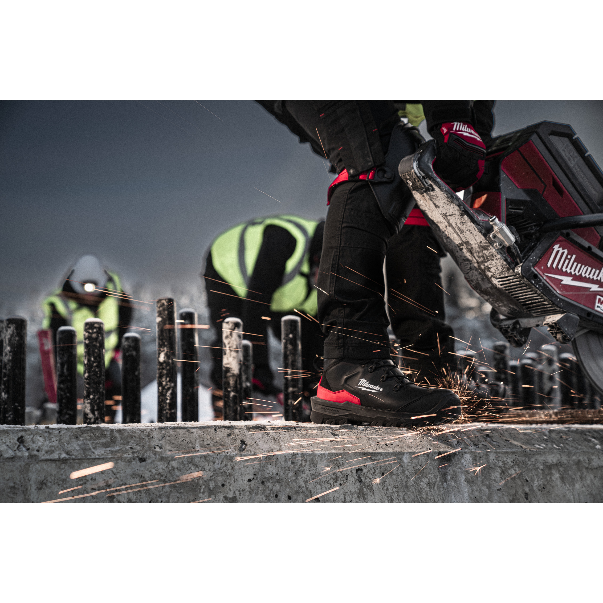 Milwaukee Sicherheits-Schnürstiefel Größe 46 ARMOURTRED S3S weit Leder schwarz