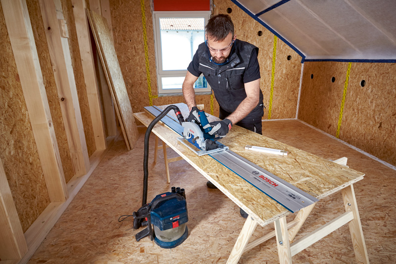 Anwendungsbild, Kreissäge, Baustelle, Schreiner, OSB-Platten, Werkzeug