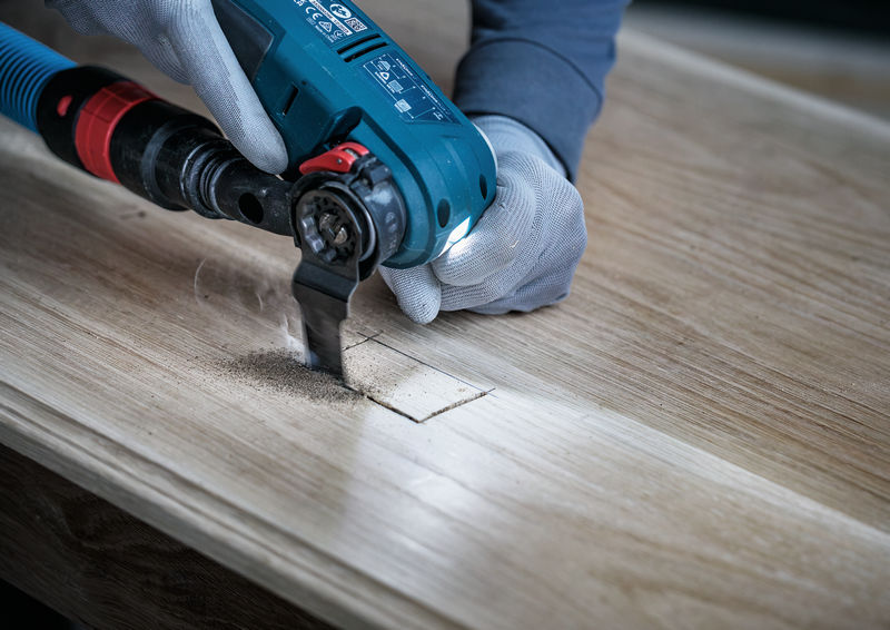 Anwendungsbild, Holzbearbeitung, Elektrischer Meißel, Stichwerkzeug, Holzsplitter, Holzoberfläche