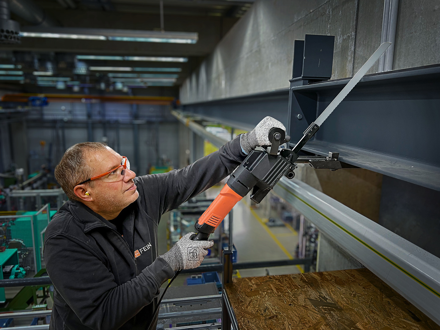 Anwendungsbild Anwendungsbild, Person, Arbeiter, Fabrik, Erwachsener, Mann