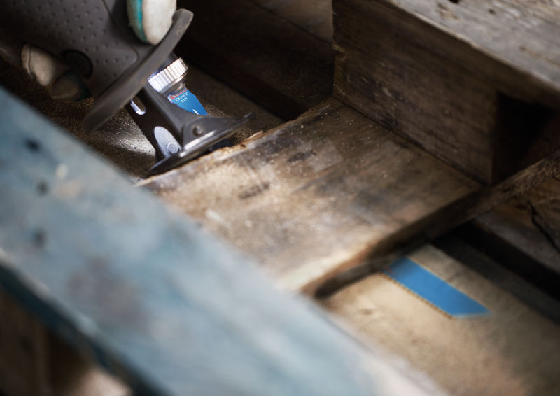 Detailbild, handsaw, clamp, wood, workshop, blue-tape