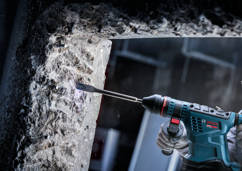 Anwendungsbild, Bohrhammer, Schlagbohrer, Beton, Wand, Werkzeug