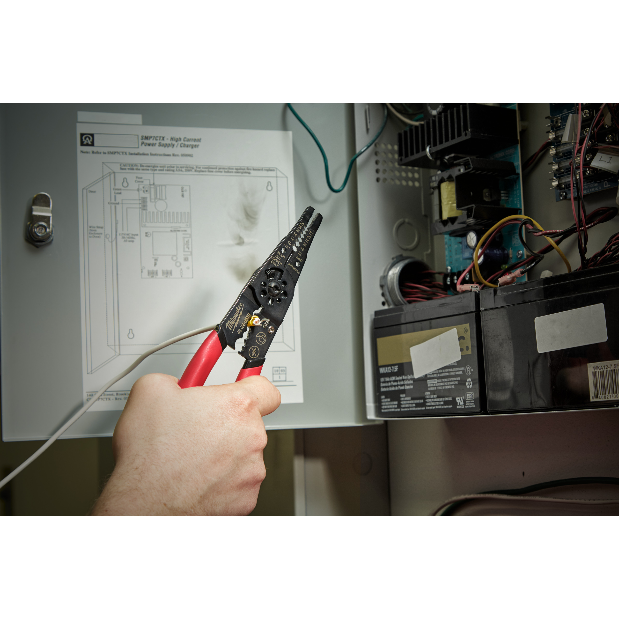 Milwaukee Verdrahtungszange 0