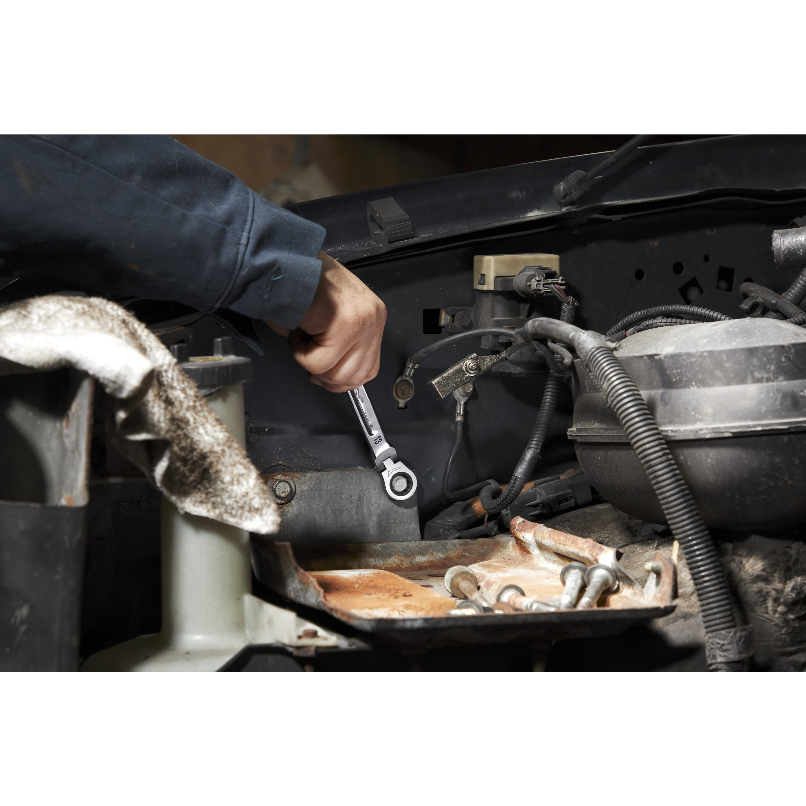 Milwaukee Gelenk-Ratschenschlüssel 18 mm MAX BITE Gelenk-Ratschen-Ringmaulschlüssel